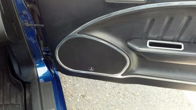 JL Audio 2006 Ford Mustang - Image 3